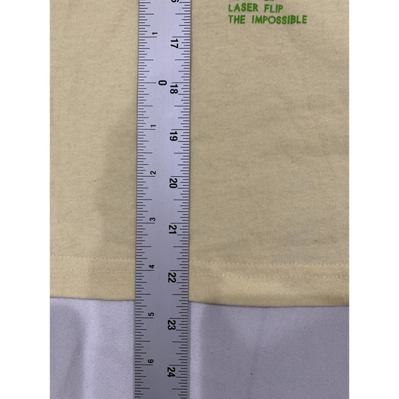 Seven Souls New York Kids Peace Skate of Mind Graphic T-shirt Size 14/16 - Picture 3 of 4